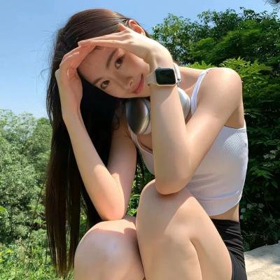 烈日下的石头